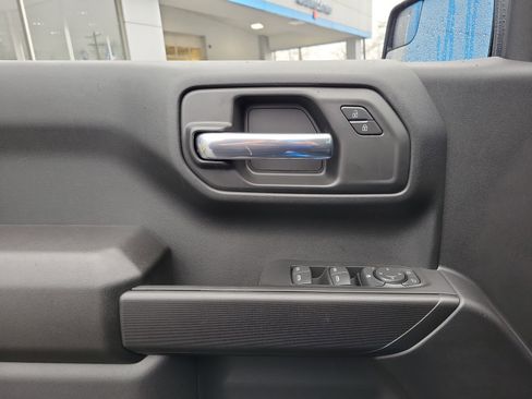 Used 2026 Chevrolet Silverado 1500 Custom image 17