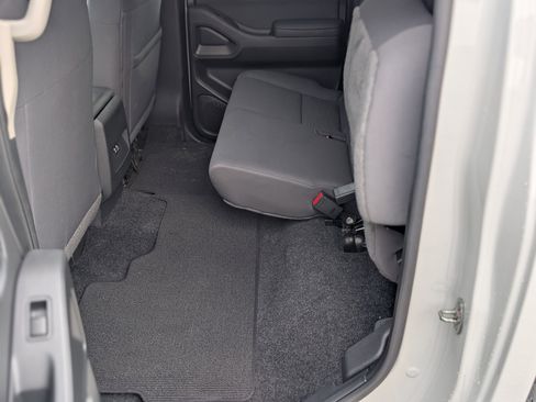 Used 2023 Nissan Frontier S w/ Technology Package image 31