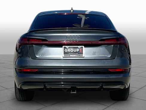 Used 2021 Audi e-tron Premium Plus w/ Premium Plus Package AWD/4WD image 4