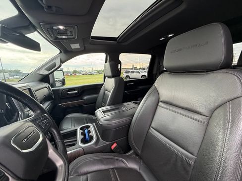 Used 2021 GMC Sierra 2500 Denali AWD/4WD image 11