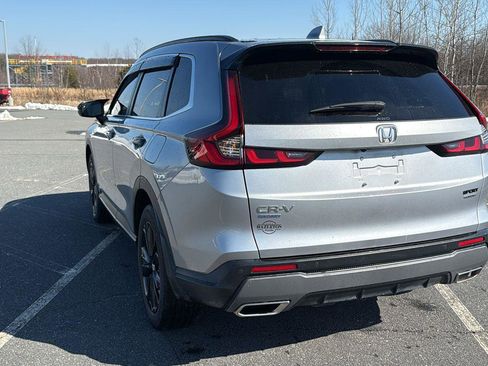 Used 2024 Honda CR-V Sport Touring image 9