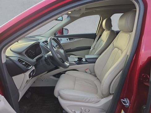 Used 2018 Lincoln MKX Reserve w/ Luxury Package image 11