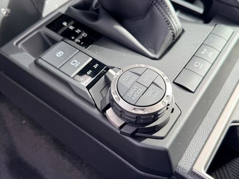 New 2026 Toyota 4Runner TRD Off-Road image 31