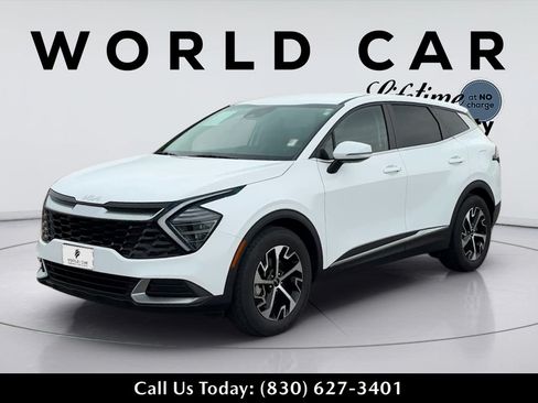 Used 2024 Kia Sportage EX FWD image 3