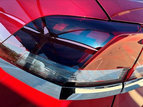 Used 2024 Volkswagen Atlas Cross Sport SEL R-Line image 29