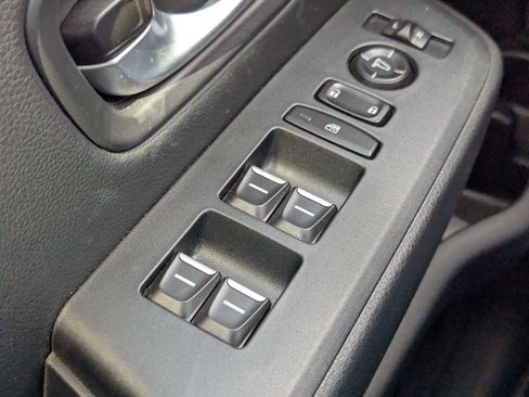 Certified 2025 Honda Pilot EX-L image 31