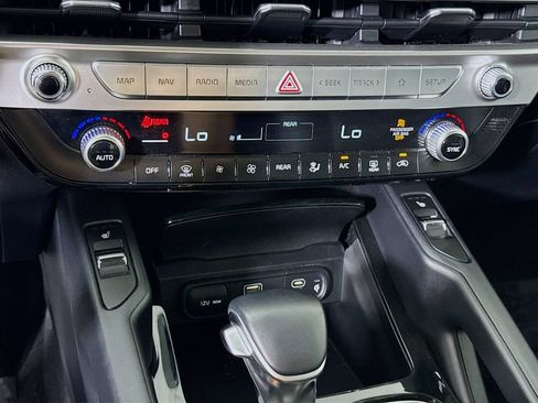 Certified 2023 Kia Telluride S AWD/4WD image 8