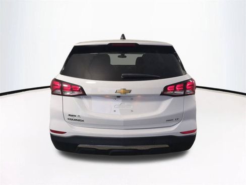 Used 2024 Chevrolet Equinox LT w/ Driver Convenience Package AWD/4WD image 6