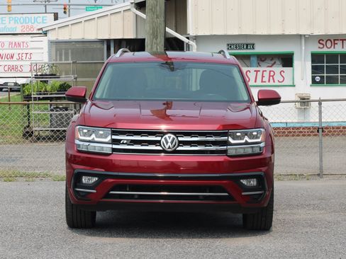 Used 2019 Volkswagen Atlas SEL R-Line FWD image 2