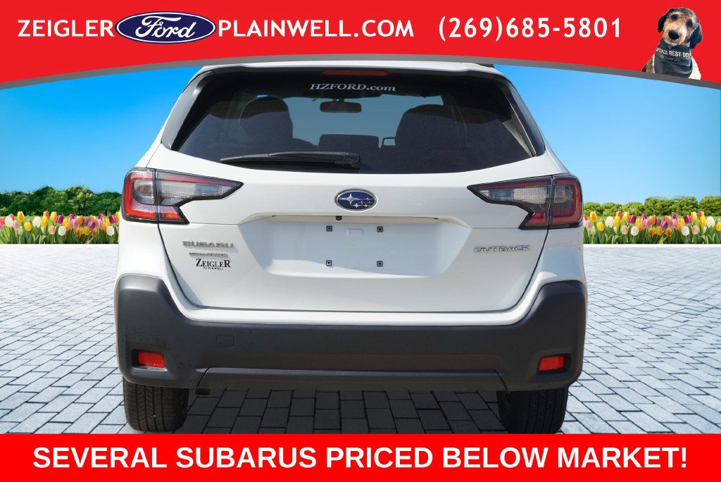 Used 2023 Subaru Outback Premium AWD/4WD image 4