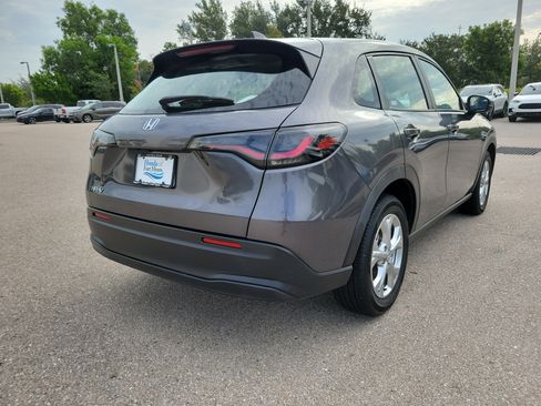 Used 2025 Honda HR-V LX image 6