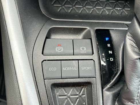 Certified 2023 Toyota RAV4 XLE w/ Convenience Package FWD image 35