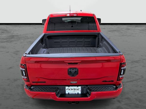 Used 2024 RAM 2500 Big Horn w/ Night Edition AWD/4WD image 3