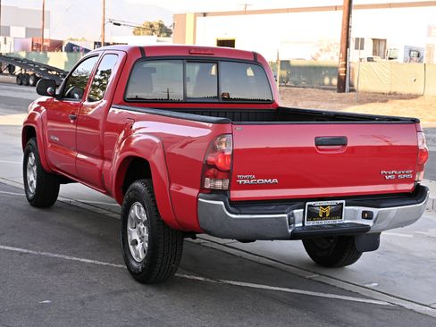 Used 2007 Toyota Tacoma PreRunner RWD image 4