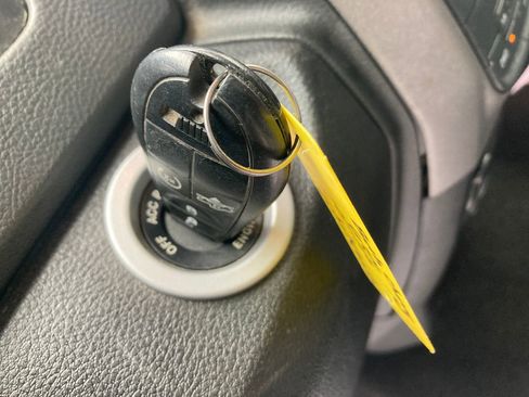 Used 2017 RAM 1500 Express w/ Express Value Package image 33