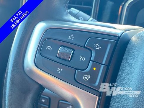 Used 2023 Chevrolet Silverado 1500 RST AWD/4WD image 31