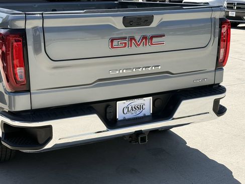 Used 2025 GMC Sierra 1500 SLT AWD/4WD image 6