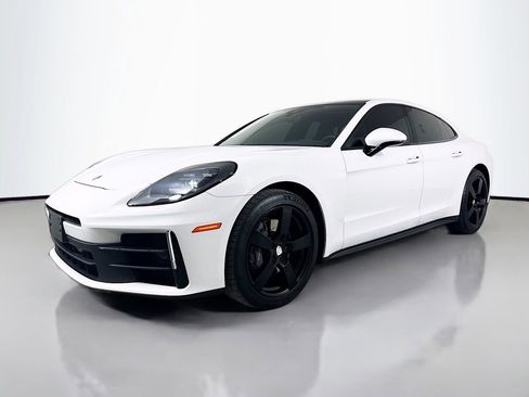 Used 2024 Porsche Panamera RWD image 1