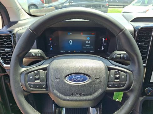 Used 2025 Ford Ranger XLT w/ Trailer Tow Package AWD/4WD image 20