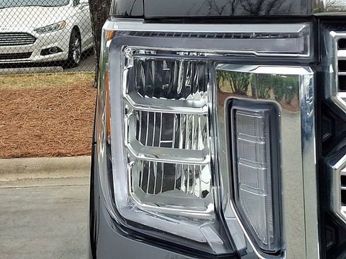 Used 2023 GMC Sierra 3500 Denali w/ Denali Black Diamond Edition image 3