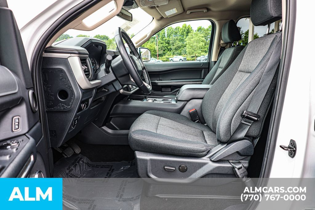 Used 2024 Ford Expedition Max XLT RWD image 17