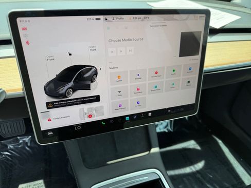 Used 2023 Tesla Model 3 Standard Range RWD image 20