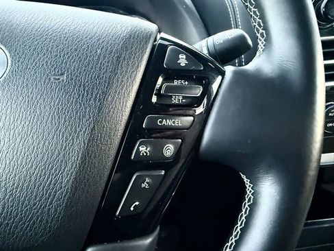 Certified 2024 INFINITI QX80 Premium Select w/ All-Season Package image 18