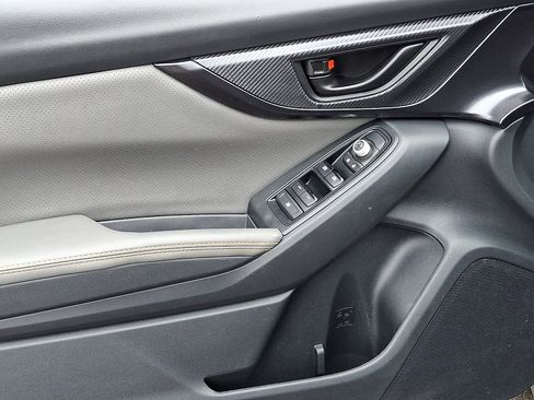 Used 2022 Subaru Crosstrek 2.5i Sport w/ Moonroof Package image 12