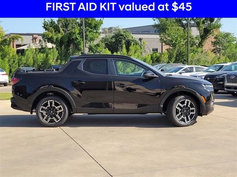 New 2025 Hyundai Santa Cruz Limited image 9