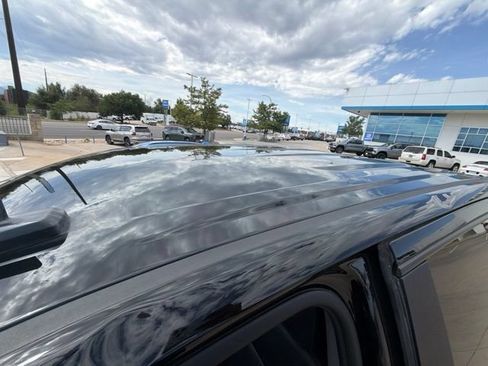 Used 2020 Chevrolet Silverado 1500 LT Trail Boss AWD/4WD image 3