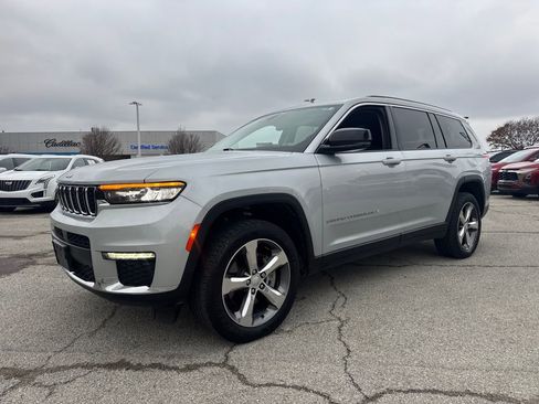 Used 2022 Jeep Grand Cherokee L Limited image 1