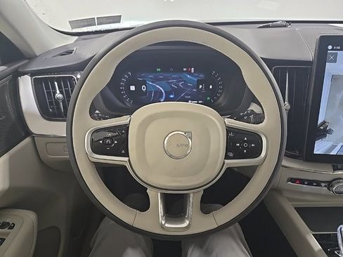 New 2026 Volvo XC60 B5 Ultra w/ Protection Package Premier image 9