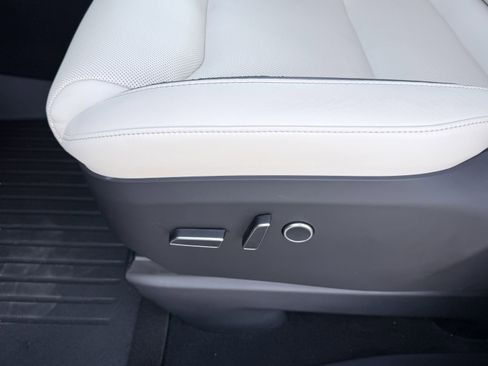 Used 2025 Tesla Model X Plaid image 37