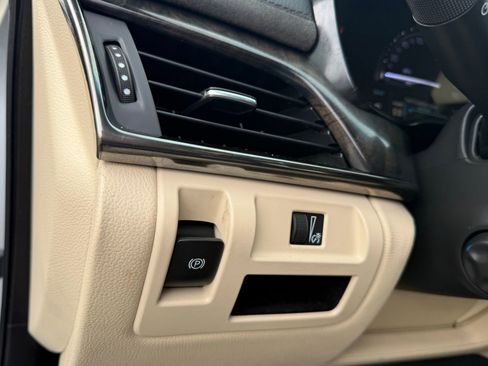 Used 2019 Cadillac CTS Luxury image 36