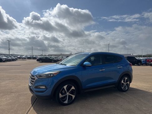 Used 2016 Hyundai Tucson Limited image 9