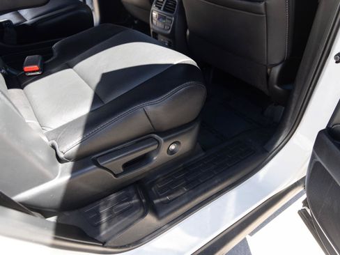 Used 2021 Honda Pilot Touring image 23