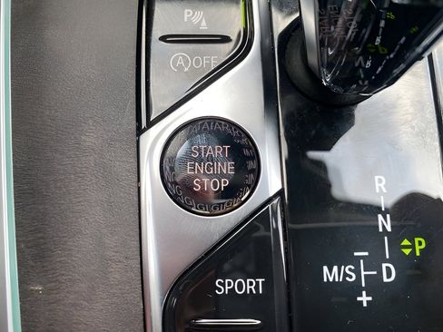 Used 2019 BMW X7 xDrive50i w/ Executive Package image 30