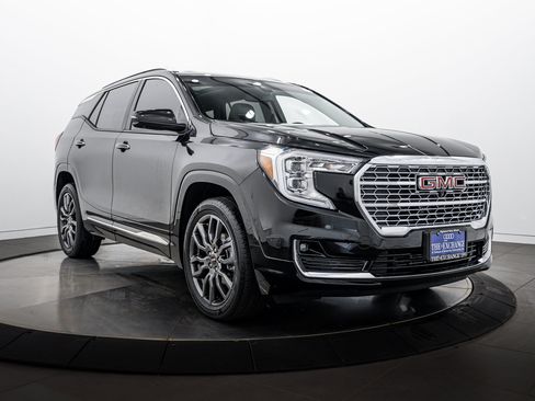 Used 2024 GMC Terrain Denali w/ Black Diamond Edition AWD/4WD image 2