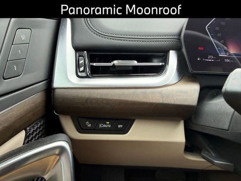 Used 2025 BMW X1 xDrive28i w/ Technology Package image 13