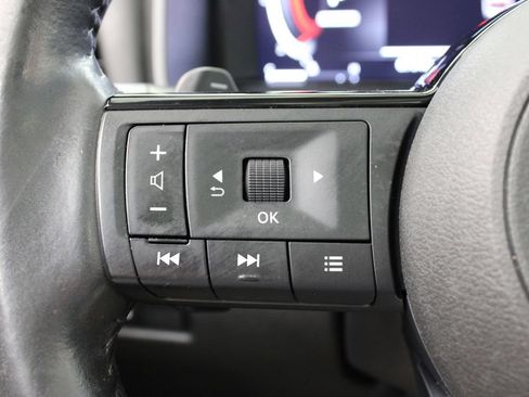 Used 2023 Nissan Rogue Platinum w/ Platinum Premium Package FWD image 28