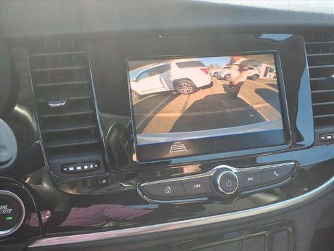 Certified 2022 Buick Encore Preferred w/ Safety Package image 19