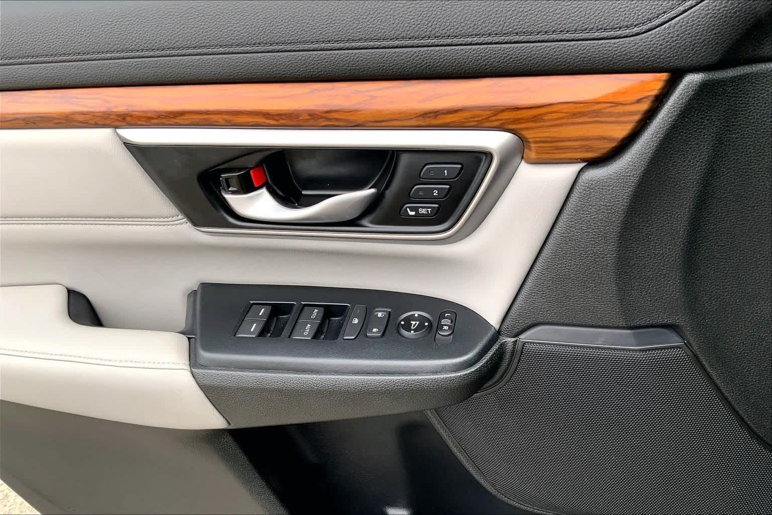 Used 2022 Honda CR-V EX-L image 32