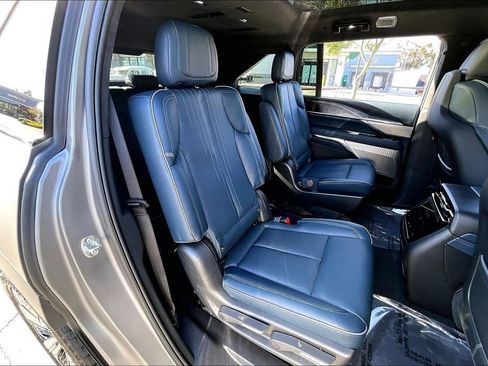 New 2026 Cadillac Escalade IQ Luxury 2 w/ LPO, Floor Liner Package AWD/4WD image 32