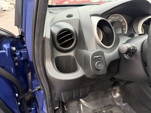 Used 2010 Honda Fit Sport image 11