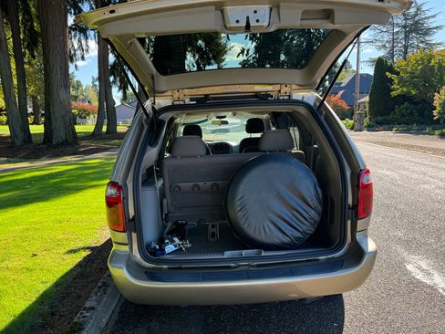 Used 2002 Dodge Grand Caravan Sport image 26