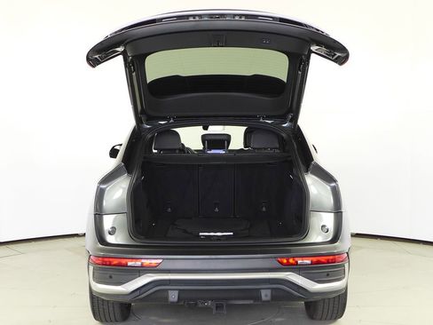 Used 2023 Audi Q5 2.0T Premium Plus w/ Premium Plus Package image 10