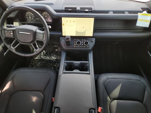 New 2026 Land Rover Defender 130 X-Dynamic SE AWD/4WD image 24