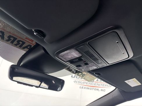 Used 2025 Honda Odyssey Sport-L image 21