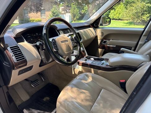 Used 2016 Land Rover Range Rover Supercharged AWD/4WD image 8