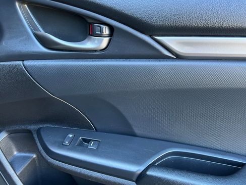 Used 2021 Honda Civic Sport image 22
